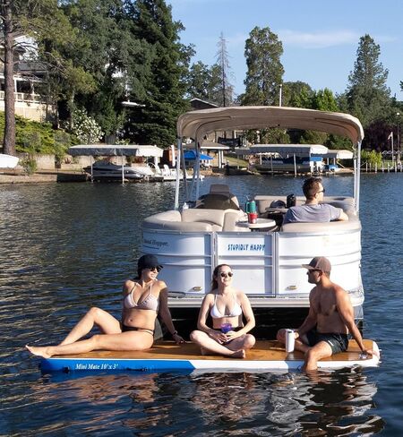 Inflatable Sport Boats Yacht Dock 10' x 6' x 6 inches Thick Inflatable Dock Floating Platform in Saudi Arabia