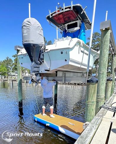 Inflatable Sport Boats Yacht Dock 10' x 6' x 6 inches Thick Inflatable Dock Floating Platform in Saudi Arabia
