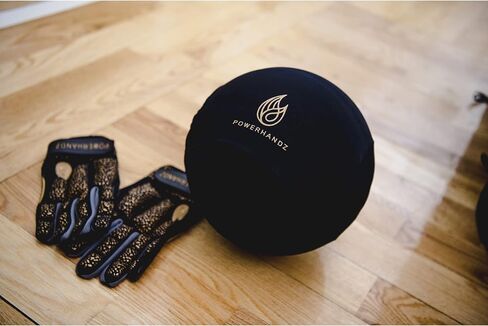 POWERHANDZ Basketball DRIBBLESLEEVE - غلاف كرة السلة قابل للإزالة ومضاد للقبضة لتحسين التحكم في الكرة والمراوغة in Saudi Arabia