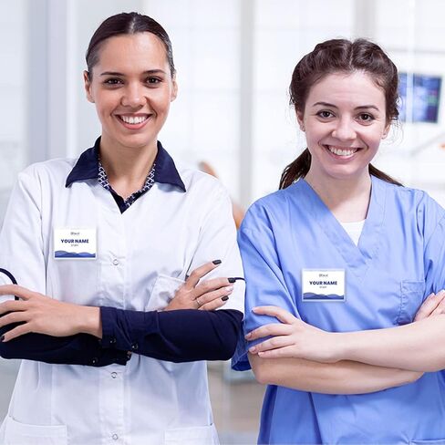 مجموعة حامل شارات الاسم المغناطيسي - صندوق مكون من 50 حامل بطاقات اسم شفاف مقاس 4 × 3 بوصة للمؤتمرات والفعاليات والاجتماعات in Kuwait