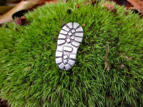 Jim Clift Design Hiking Boot Lapel Pin in Saudi Arabia