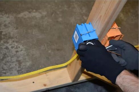 Southwire Romex Brand Simpull Solid Indoor 12/2 W/G NMB Cable 50ft coil - SW# 28828222 in Kuwait