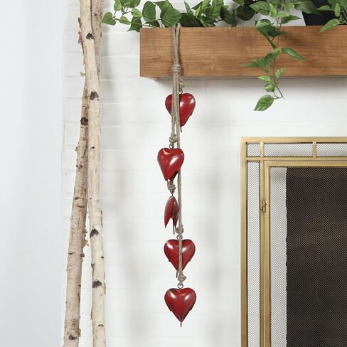 Deco 79 Metal Heart Indoor Outdoor Disporative Cow Bells Tibetan Bell Bell مع 6 أجراس على الحبل المعلق Jute ، Bell 4 "× 2" × 35 "، أحمر in Saudi Arabia