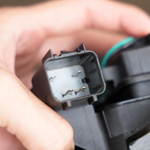 Rldym Tailgate Trunk Door Lock Actuator Motor with 4 Pins 13584872 for Chevrolet Equinox Tahoe GMC Saturn Cadillac Buick Enclave Pontiac Torrent Without Power Liftgate Replaces 931-299, 13501871 in Kuwait