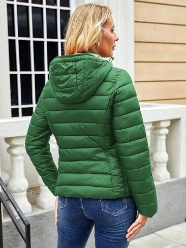 Lightweight Puffer Jacket Womens Winter Coats with Hood Packable Down Jacket Women Quilted Coat in Kuwait