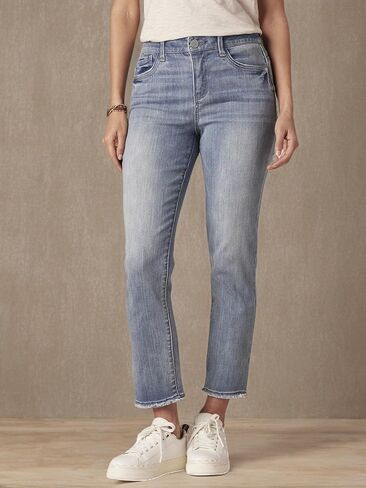 Democracy Women's Petite Ab Solution Slim Straight in Kuwait