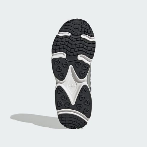 حذاء Adidas للسيدات OZMILLEN باللون البيج/الأبيض، حذاء رياضي/أحذية رياضية-IG9113-مقاس 7 in Saudi Arabia