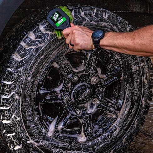 Slick Products Off-Road Wash (64 oz.) + Garden Hose Foam Gun Bundle - Super Concentrated Bike, ATV, UTV, Truck Wash Foam Shampoo for Heavy Dirt and Mud in Kuwait