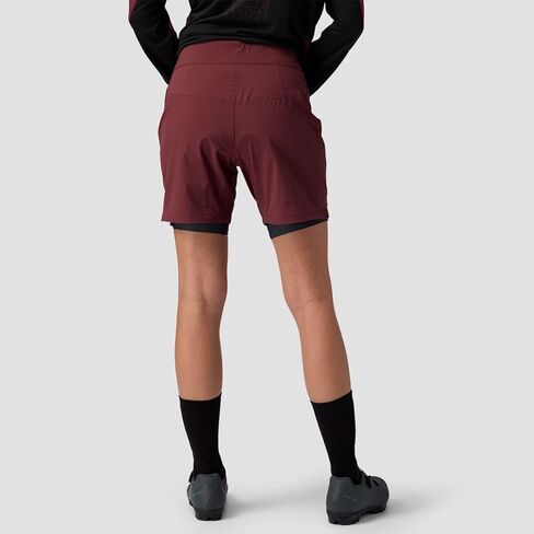 Backcountry ، Slickrock 7in دراجة قصيرة - نساء in Kuwait