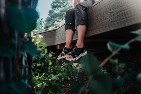 Womens Martlett Sandal - Lightweight and Adjustable Athletic Footwear for Outdoor, Walking, and Hiking in Saudi Arabia