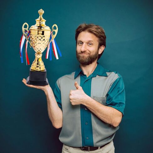 كأس الكأس، أكواب الكأس الذهبية الكبيرة، كأس معدني ذهبي مع قاعدة بلاستيكية لألعاب البطولات الرياضية، المسابقات (14 × 4 بوصة) in Kuwait