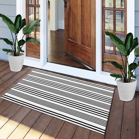 LEEVAN Black and White Striped Rug 2'x4.3', Outdoor Washable Door Mat for Entrance, Reversible Front Door Rug Farmhouse Striped Layered Mats for Entrance/Porch/Kitchen in Kuwait