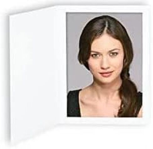 مجلد صور من الورق المقوى لصورة 8x10 - مخزون أبيض - أحداث خاصة: التخرج ، الزفاف ، استحمام الأطفال in Kuwait