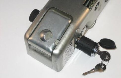 Deadbolt Hydraulic Surge Brake Locks - 1/4in. × 2 3/8in. رمح in Kuwait