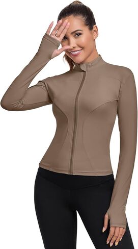 سترة تمرين للسيدات ، وسترات جارية خفيفة الوزن ، والسيدات ، والزعانف الراسخة. in Kuwait