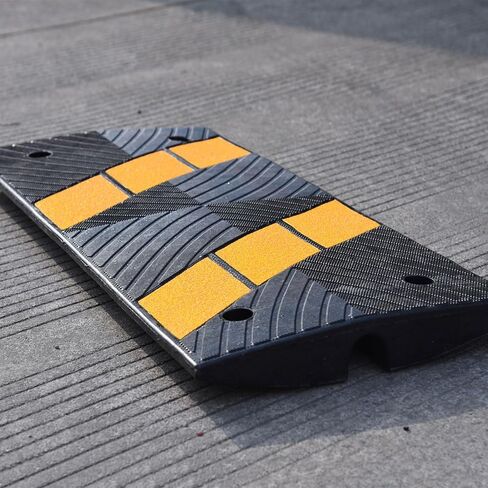 2 Pack Heavy-Duty Rubber Curbside Bridge Ramp, Vehicle Car Driveway Ramp, Rubber Threshold Bridge Tracks Curb Ramps for Car Truck Scooter Bike Motorcycle Wheelchair Mobility (2 Pack) in Kuwait