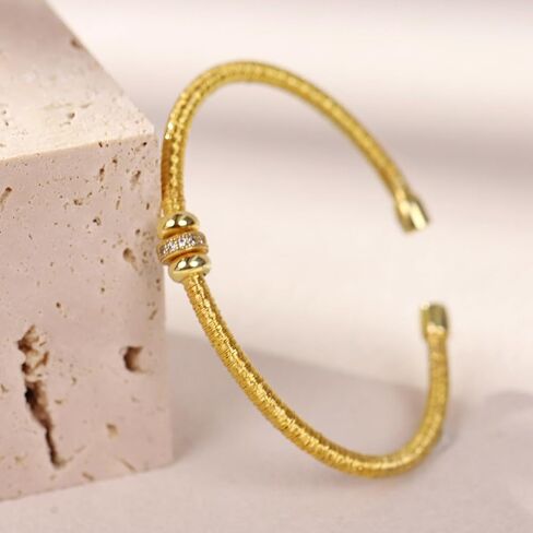 Cuffs Bracelet for Women Minimalist Gold Coil Craft Cuff Bracelet Italian Coil Craft Handmade Jewelry Christama Birtherday Gift in Saudi Arabia