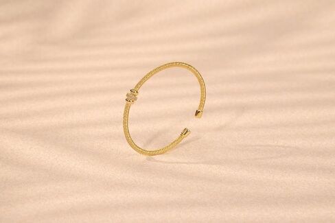 Cuffs Bracelet for Women Minimalist Gold Coil Craft Cuff Bracelet Italian Coil Craft Handmade Jewelry Christama Birtherday Gift in Saudi Arabia