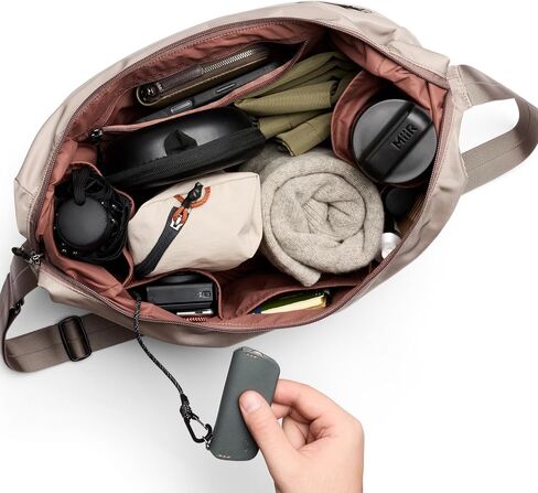 Bellroy Laneway Crescent Bag (12 لترًا مبسطًا ، كروسًا من الهلال مع جيوب داخلية وخارجية ، حزام قابل للتعديل وتخزين مفاجئ) - حبر in Kuwait