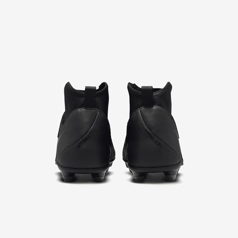 Nike Men's Phantom Luna Ii Club Fg/Mg Sneaker in Saudi Arabia