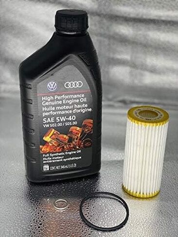 AUDI Genuine Oil Change Kit Filter, Gasket, and 6 qts of Oil in Saudi Arabia