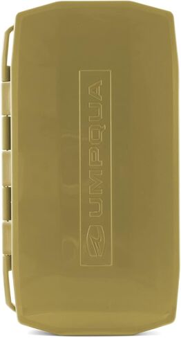 صندوق الطيران الرغوي UMPQUA UPG لعطلة نهاية الأسبوع - حقيبة تخزين الذبابة خفيفة الوزن وخفيفة الوزن ومقاومة للصدمات وسريعة التحميل - منظم أدوات صيد الأسماك، صغير - زيتوني in Kuwait