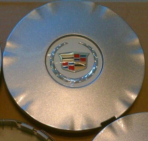 18 بوصة 2010 2010 2012 2013 Cadillac SRX Factory Opans OEM Silver Painted Center Cap Cover Rim Cover Hubcap 9599024 4665 6 5/8 " in Saudi Arabia