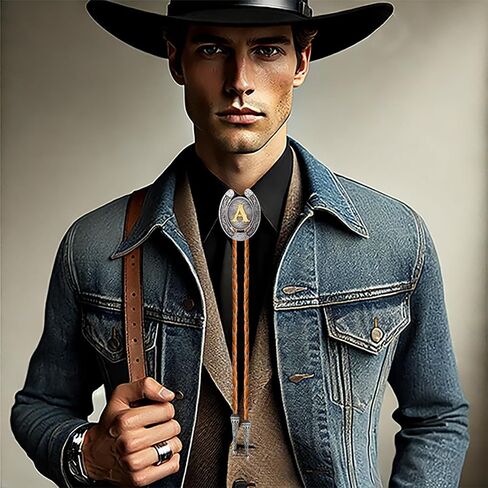 Bolo Tie للرجال Western Cowboy Leather Leathe Leatchie رسالة أولية ABCDJMR إلى Z Bolo للنساء in Saudi Arabia
