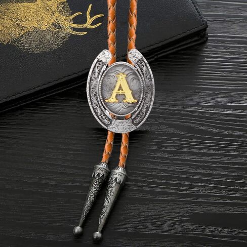 Bolo Tie للرجال Western Cowboy Leather Leathe Leatchie رسالة أولية ABCDJMR إلى Z Bolo للنساء in Saudi Arabia
