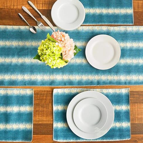 Juvale Christmas Gold Foil Dining Table Runner and Placemats, Set of 6 (7 Pieces) in Saudi Arabia