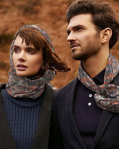 Molans 35 Inch Solid Color Wild Rag, Pure Cowboy Bandanas Oversize Western Neckerchief Bolo Head Scarf for Men Women in Kuwait