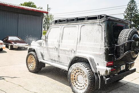 Auto Shampoo High End Car Wash Soap | Highly Concentrated | Super Slick Formula | PH Neutral | Cleans Clear Coat | Beautiful Shine | Reduces Water Spotting in Saudi Arabia