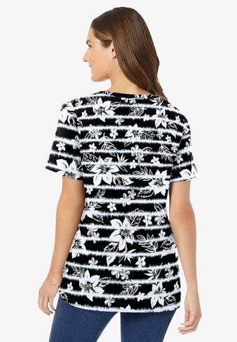 امرأة ضمن حجم زائد الحجم مثالي مطبوع قصير الأكمام in Kuwait