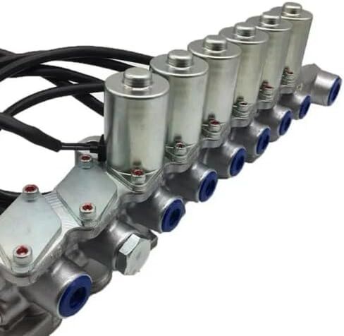 Automatic Transmission Solenoid Kit Solenoid Valve Assy 20Y-60-31211 20Y-60-31212 for Komatsu PC200-7 PC200LC-7 PC220-7 PC220LC-7 PC270-7 in Saudi Arabia