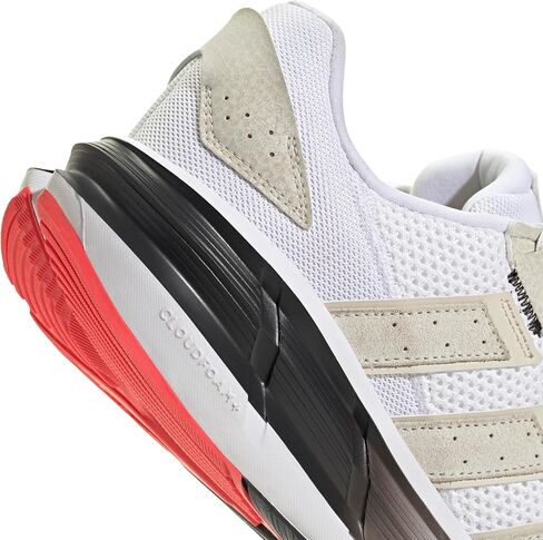 حذاء رياضة Adidas للرجال in Kuwait