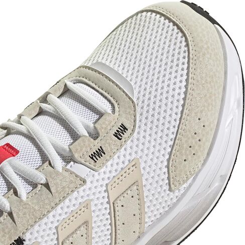 حذاء رياضة Adidas للرجال in Kuwait