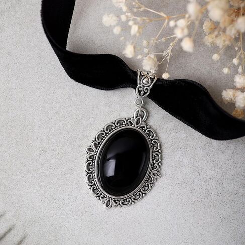 Sacina Black Velvet Victorian Choker, Black Choker, Goth Gothic Necklace, Vintage Necklace, Costume Jewelry, Halloween Christmas Jewelry Gift for Women in Saudi Arabia
