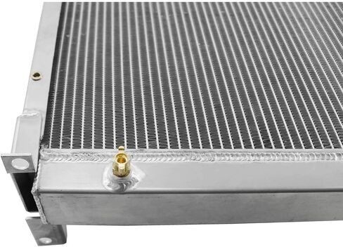 3 Row Radiator for Case IH 380B-385 484 485 584 585 684 685 784 584 885 84524C93 1970646C1 3121412R91 3121413R91 3121414R91 3121415R92 312414R92 in Saudi Arabia