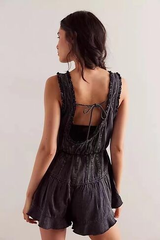 utcoco Women's 2025 Summer Casual Sleeveless Denim Romper Elastic Waist Loose Jean Shorts Jumpsuit Overalls in Saudi Arabia