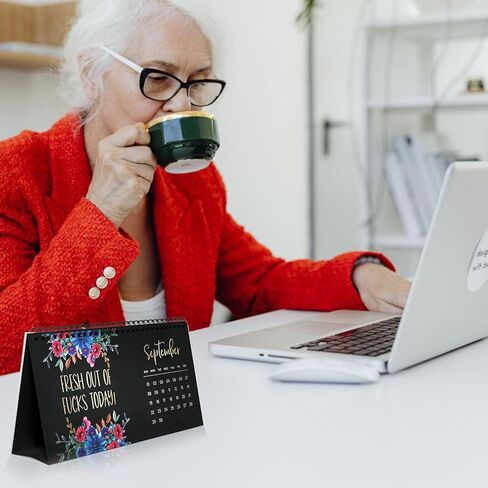 تقويم 2024 للنساء المتعبة، تقويم Fu-Ck It تقويم النساء المتعبة 2024، تقويم جداري مضحك، هدية هفوة للنساء in Kuwait