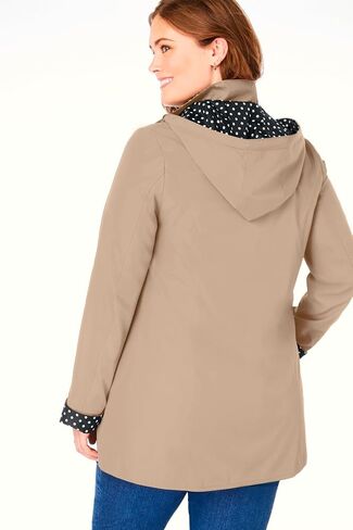 امرأة ضمن معطف المطر زائد حجم النقطة in Kuwait