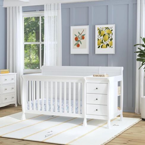 DaVinci Kalani 4-in-1 Convertible Crib and Changer Combo in Chestnut in Kuwait