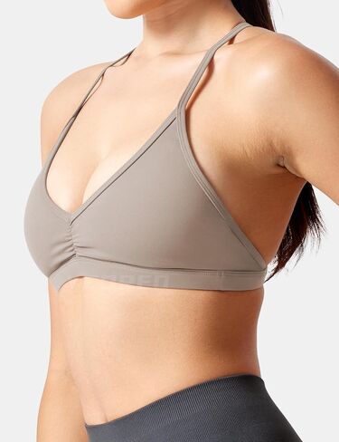 YEOREO حمالات صدر رياضية للتمرين للنساء حمالة صدر مبطنة مفتوحة الظهر لصالة الألعاب الرياضية Lorelie Light Impact Criss Cross Yoga Crop Top بني فاتح M in Kuwait