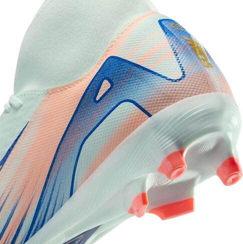 Nike Men's Football Soccer Shoe in Saudi Arabia