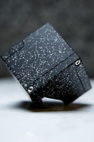 DEGREES° OF FREEDOM Authentic Kinetacube Ring Box (Customizable Black) in Saudi Arabia