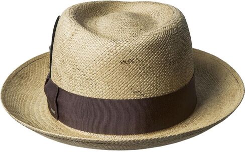 Bailey Thaler Outback in Kuwait