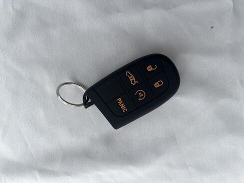for Ford and for Lincoln Key Fob Cover with Keychain: Soft Silicone Key Case Fit for Ford Explorer Mustang Edge Fusion MKX MKZ MKC F150 5 Button Smart Key Protector in Saudi Arabia
