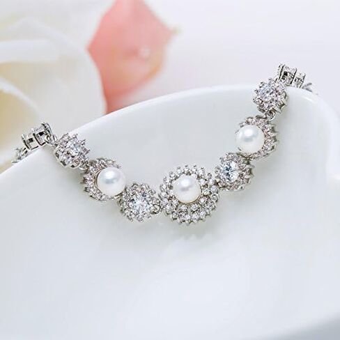 14K Gold Freshwater Pearl Bracelet for Women,Dainty Cultured White Pearl Moissanite Link Bracelet,Fashion Pearl Jewelry Gift for Her in Saudi Arabia