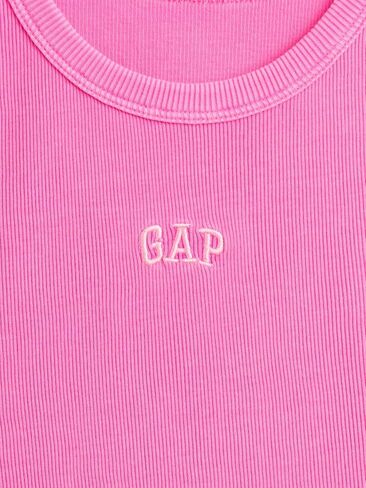 دبابة شعار Gap Girls 'Girls in Kuwait