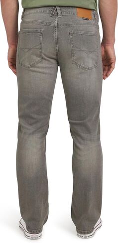 Quiksilver Men's 5 Pocket Straight Fit Stretch Waist Denim Jeans in Saudi Arabia